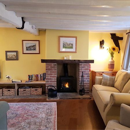 Cruck Cottage Pickering Extérieur photo