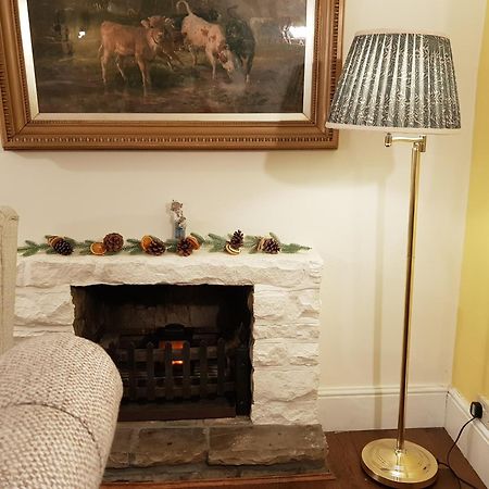 Cruck Cottage Pickering Extérieur photo