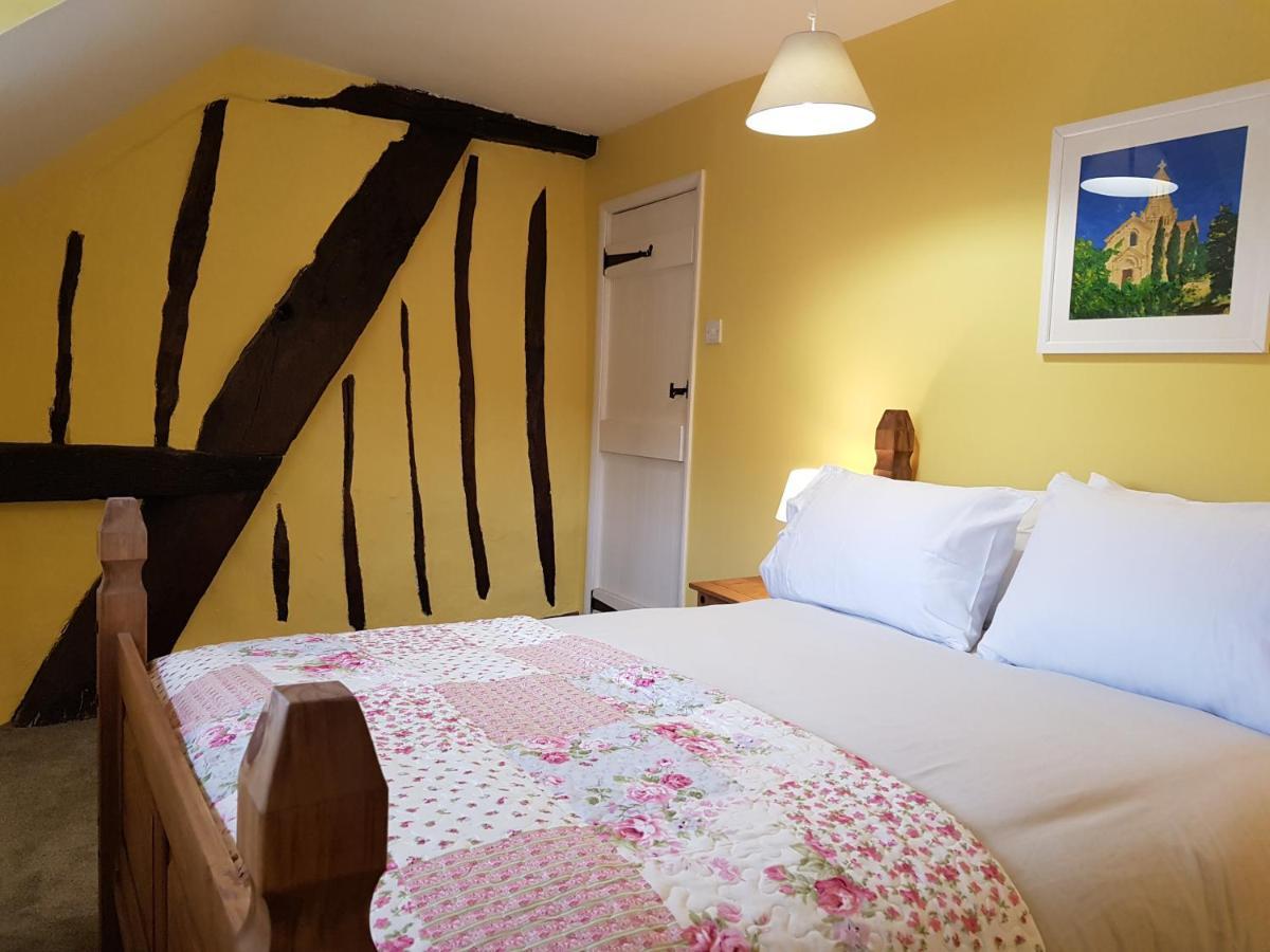 Cruck Cottage Pickering Extérieur photo