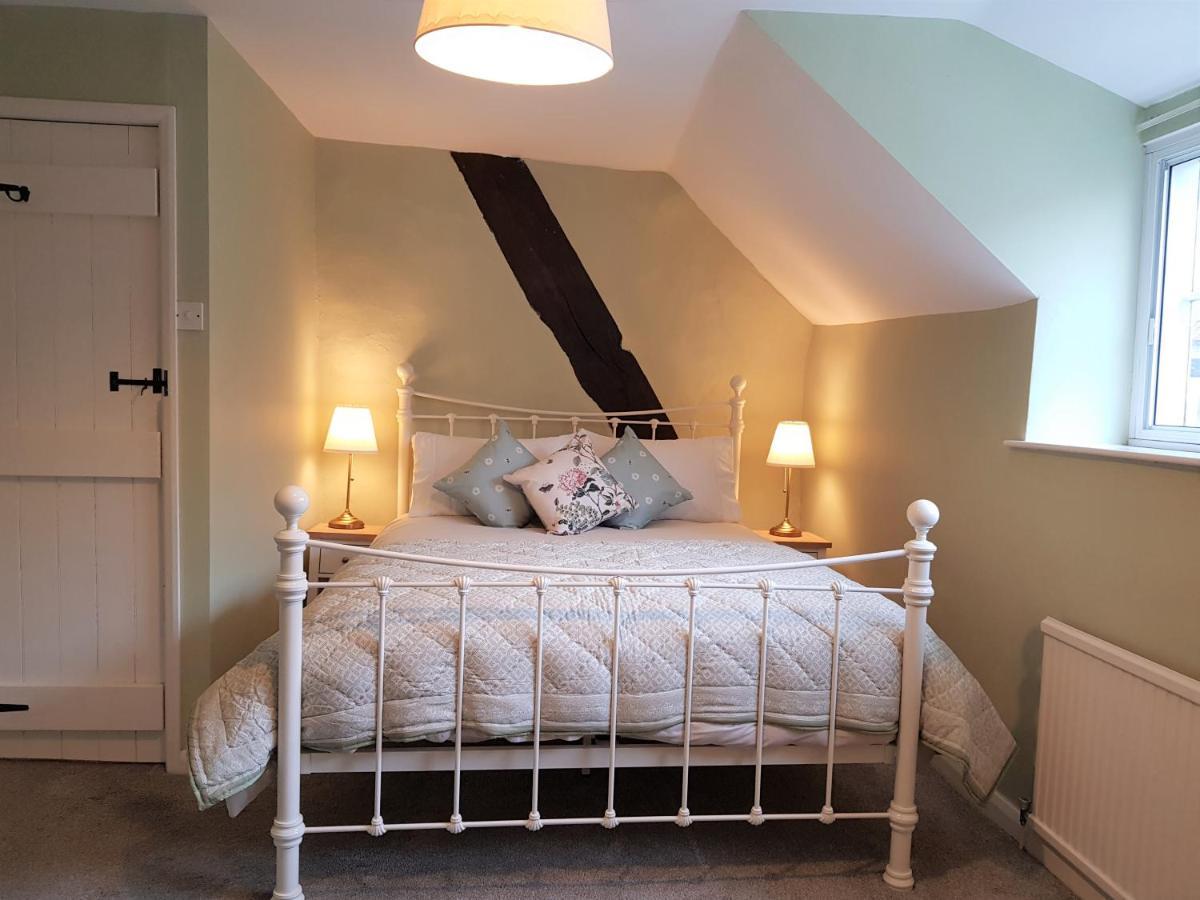 Cruck Cottage Pickering Extérieur photo