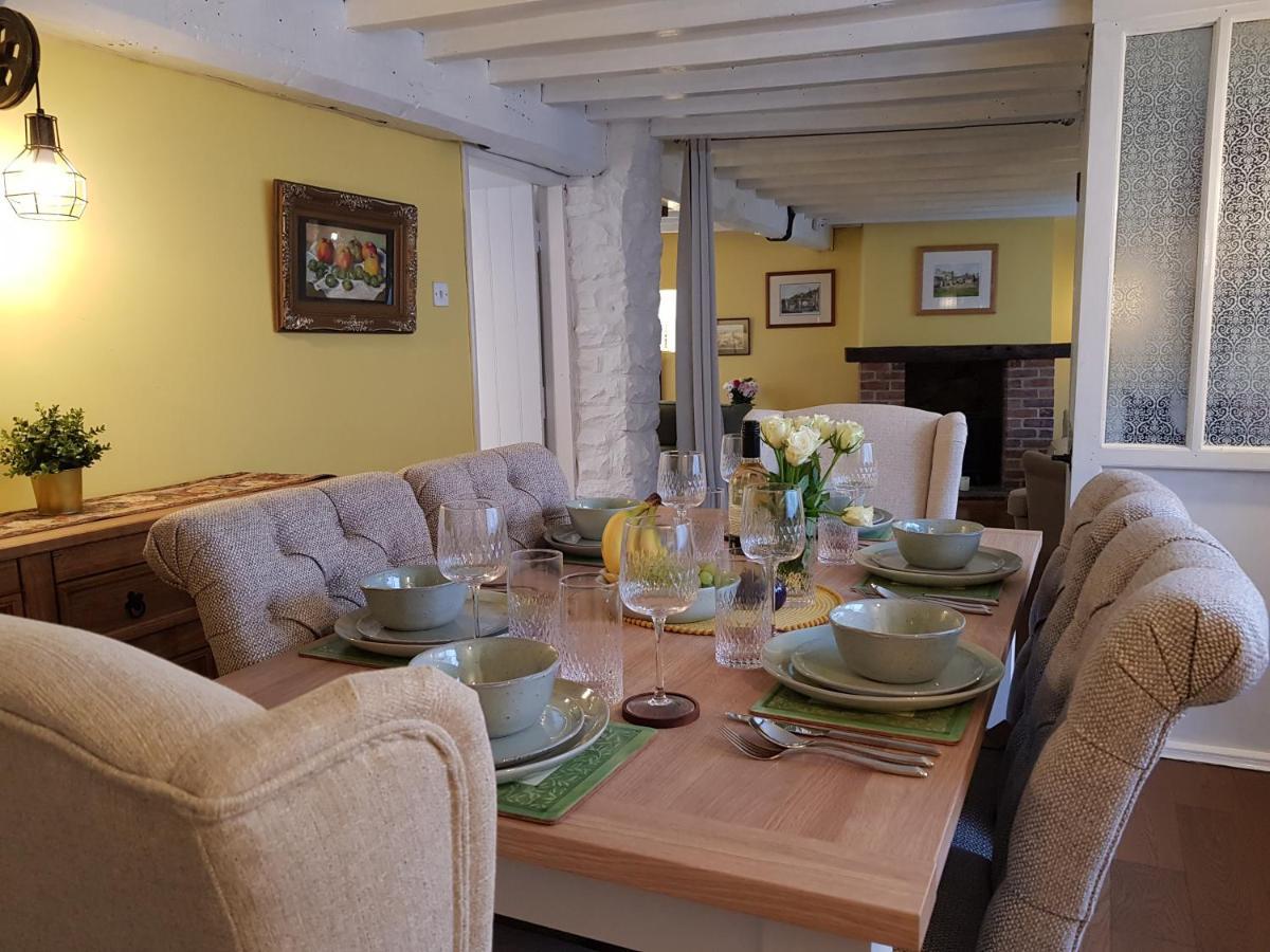 Cruck Cottage Pickering Extérieur photo