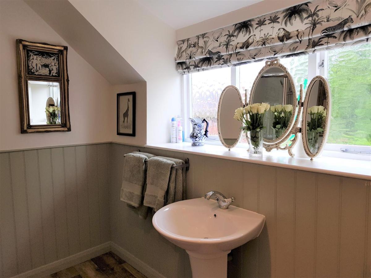 Cruck Cottage Pickering Extérieur photo